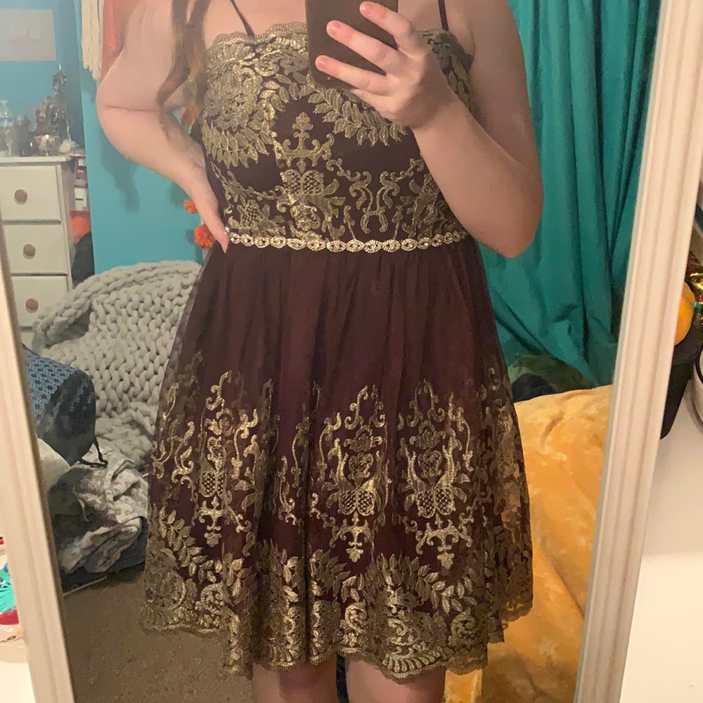 Semi-formal dance dress by Jodi Kristopher, size 7, maroon and gold colors.